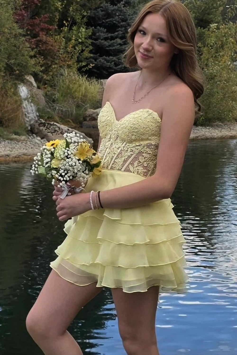 Corset Beaded Sweetheart Lace Appliques A-line Ruffle HOCO Dress