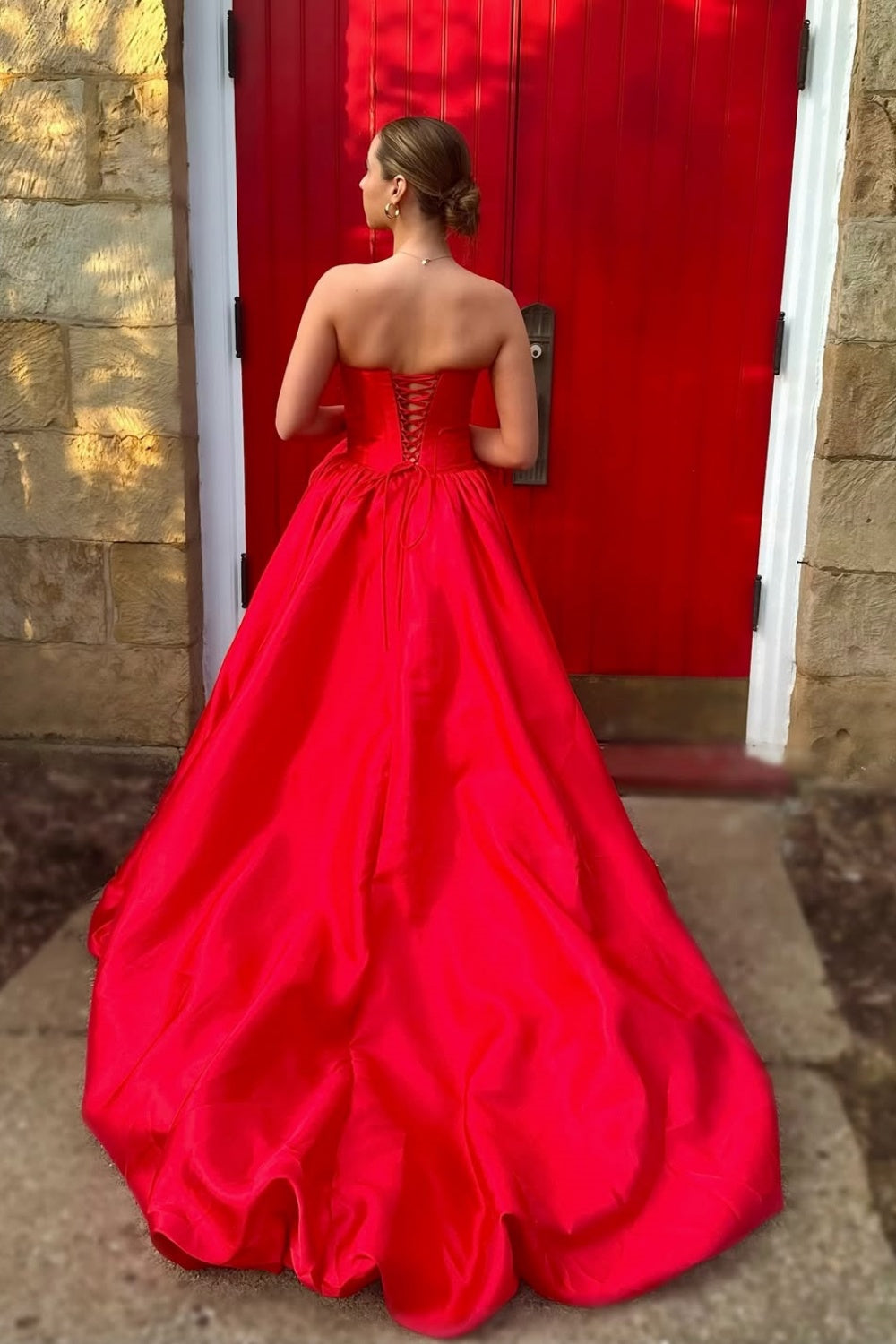 Red 3D Flower Strapless A-line Lace-up Prom Gown with Slit